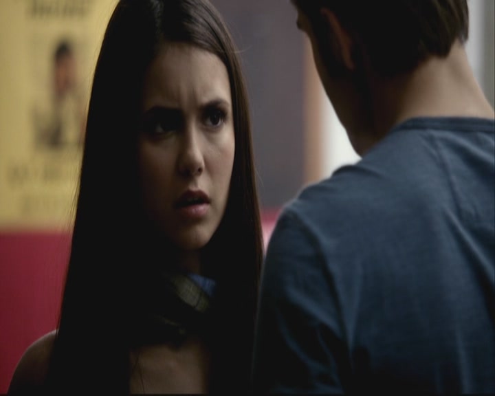 VampireDiariesWorld-dot-org-S3-StefansDescentIntoDarkness0477.jpg