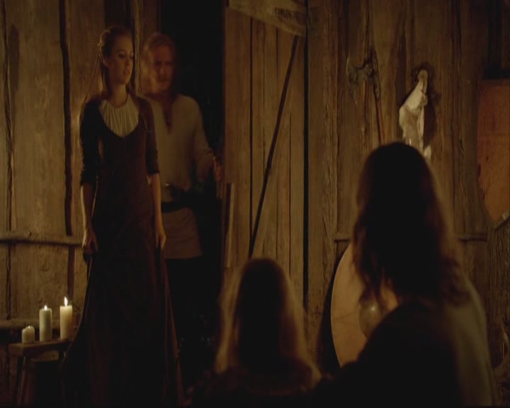 VampireDiariesWorld-dot-org-S3-TheOriginalVampireTheBeginning0556.jpg VampireDiariesWorld-dot-org-S3-TheOriginalVampireTheBeginning0556.jpg