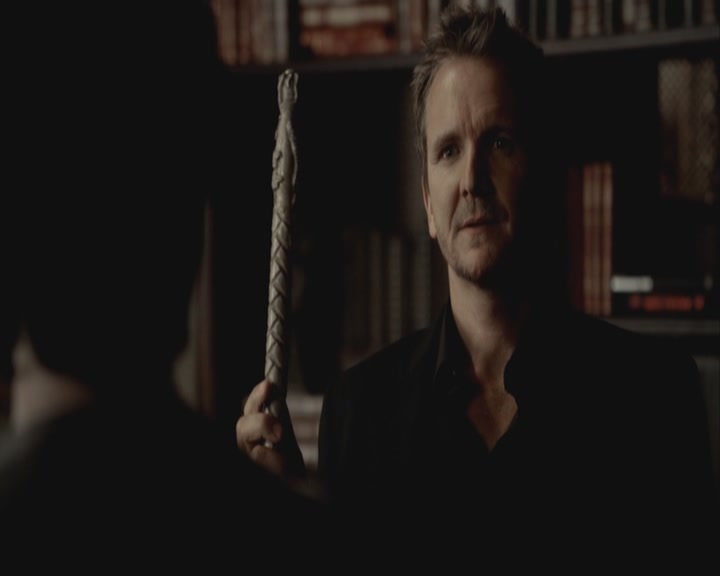 VampireDiariesWorld-dot-org-S3-TheOriginalVampireTheBeginning0891.jpg