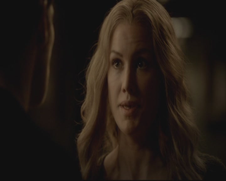VampireDiariesWorld-dot-org-S3-TheOriginalVampireTheBeginning1047.jpg