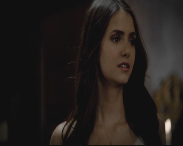 VampireDiariesWorld-dot-org-S3-TheOriginalVampireTheBeginning1148.jpg