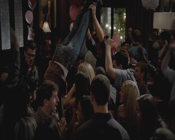 VampireDiariesWorld-dot-org-S3-TheOriginalVampireTheBeginning1150.jpg