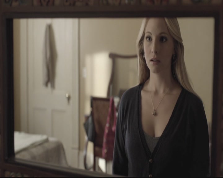 VampireDiariesWorld-dot-org-DeletedScenes-3x11OurTown0004.jpg