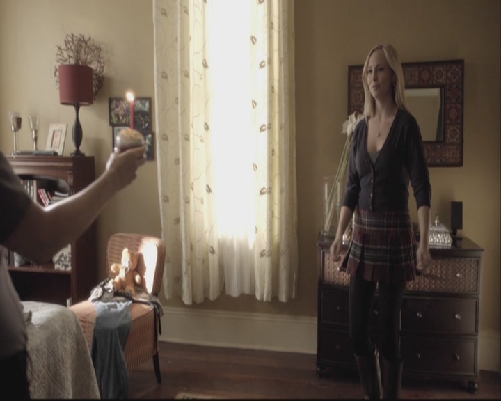 VampireDiariesWorld-dot-org-DeletedScenes-3x11OurTown0015.jpg