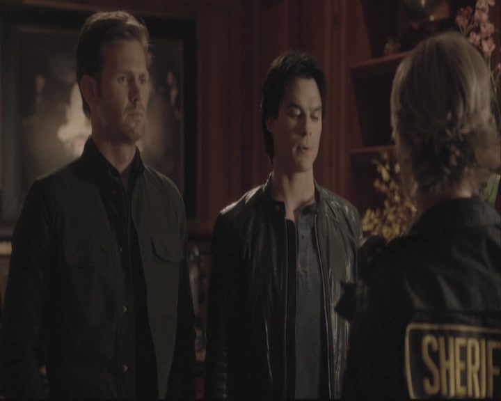 VampireDiariesWorld-dot-org-DeletedScenes-3x11OurTown0068.jpg