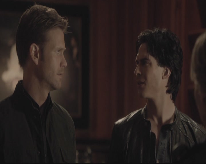 VampireDiariesWorld-dot-org-DeletedScenes-3x11OurTown0084.jpg