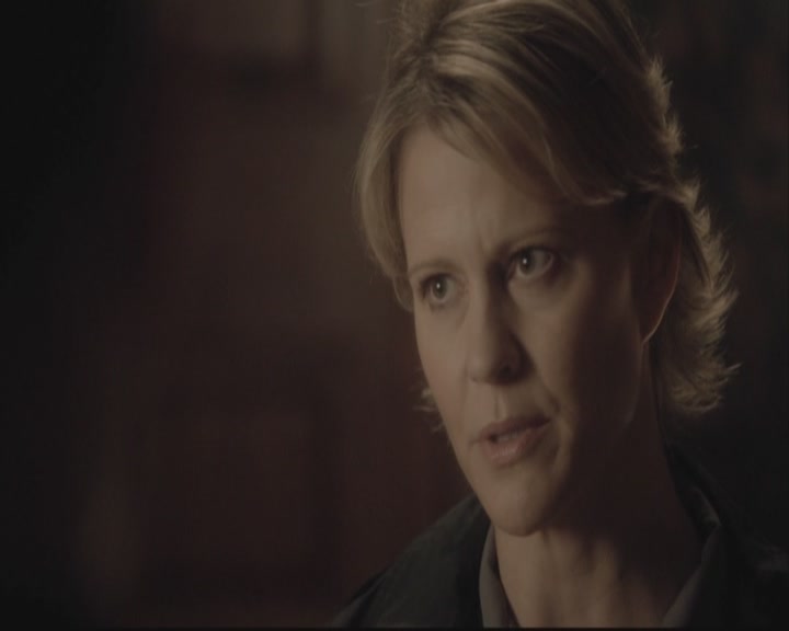 VampireDiariesWorld-dot-org-DeletedScenes-3x11OurTown0087.jpg