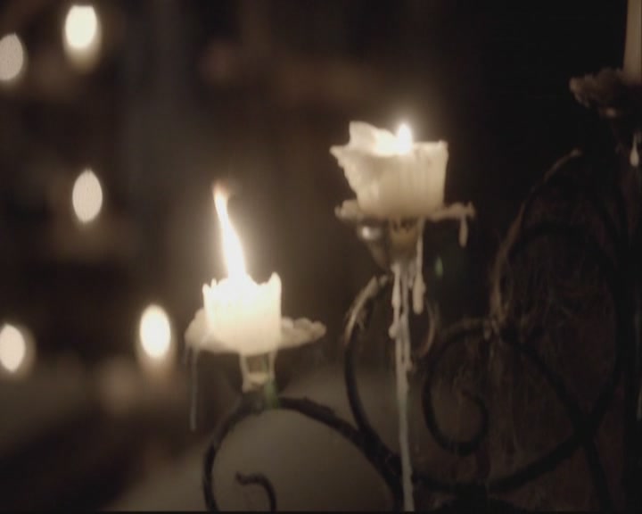 VampireDiariesWorld-dot-org-DeletedScenes-3x11OurTown0101.jpg