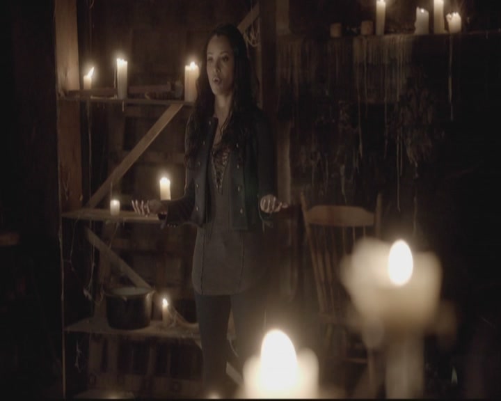 VampireDiariesWorld-dot-org-DeletedScenes-3x11OurTown0104.jpg