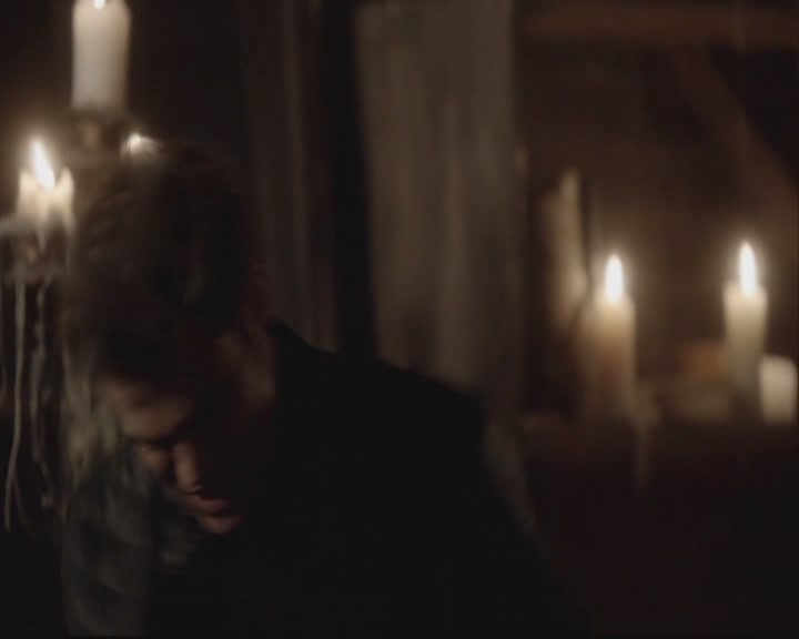 VampireDiariesWorld-dot-org-DeletedScenes-3x11OurTown0111.jpg