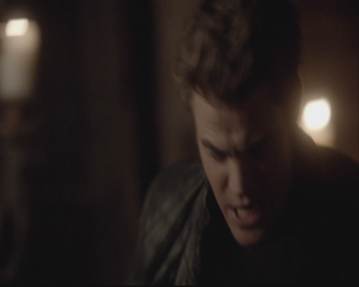 VampireDiariesWorld-dot-org-DeletedScenes-3x11OurTown0116.jpg