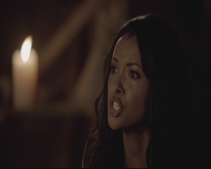 VampireDiariesWorld-dot-org-DeletedScenes-3x11OurTown0117.jpg