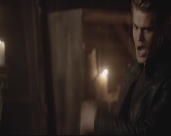 VampireDiariesWorld-dot-org-DeletedScenes-3x11OurTown0121.jpg