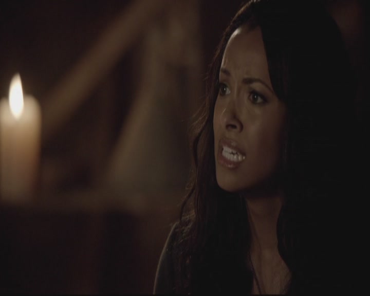 VampireDiariesWorld-dot-org-DeletedScenes-3x11OurTown0122.jpg