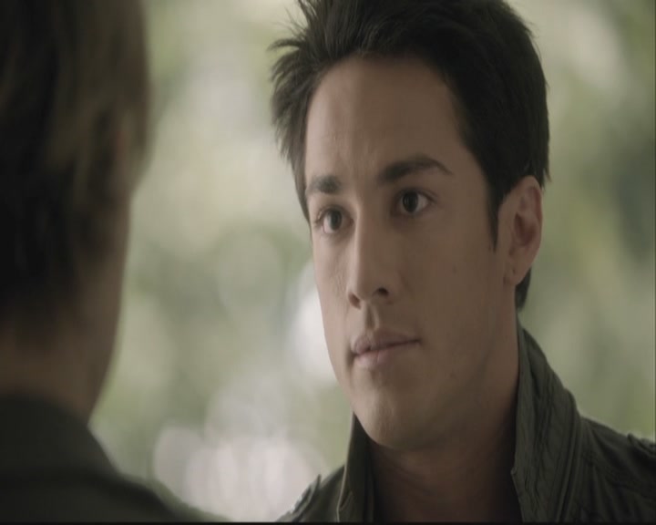 VampireDiariesWorld-dot-org-DeletedScenes-3x11OurTown0149.jpg