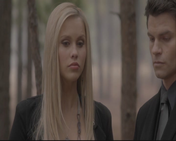 VampireDiariesWorld-dot-org-DeletedScenes-3x15AllMyChildren0004.jpg