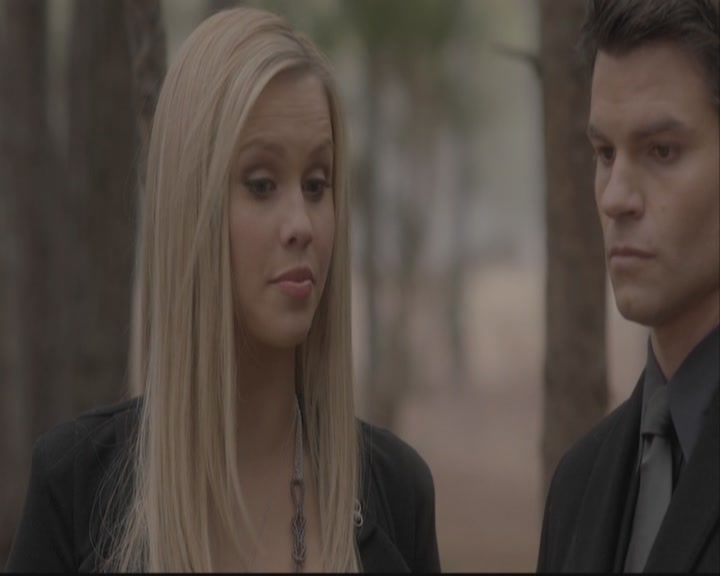 VampireDiariesWorld-dot-org-DeletedScenes-3x15AllMyChildren0008.jpg