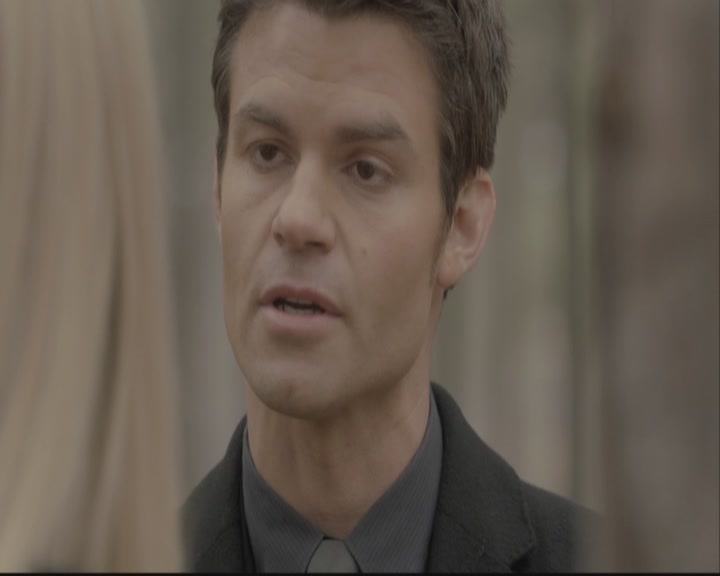 VampireDiariesWorld-dot-org-DeletedScenes-3x15AllMyChildren0025.jpg