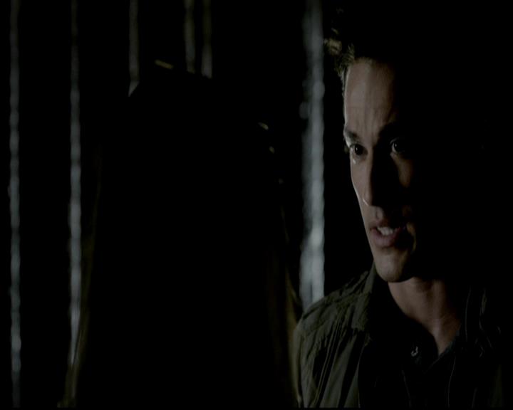 VampireDiariesWorld-dot-org_4x01GrowingPains0261.jpg
