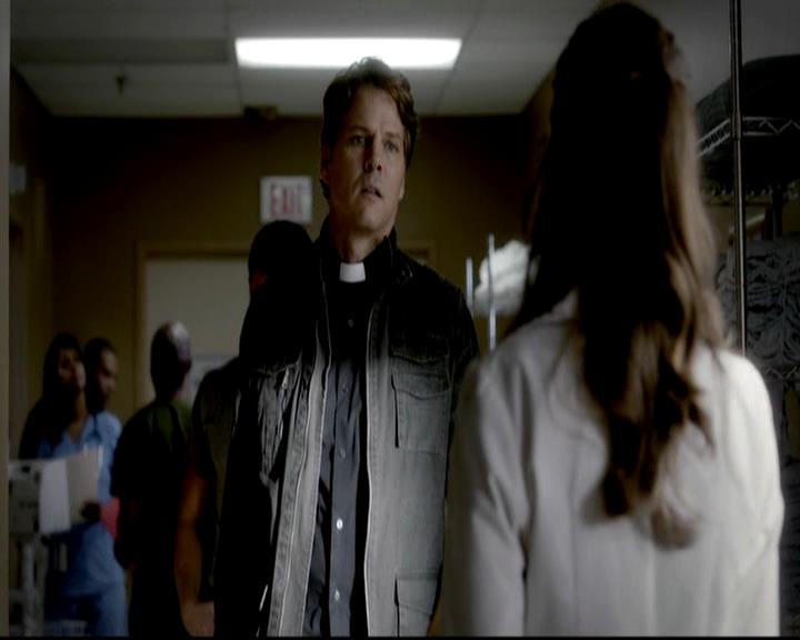VampireDiariesWorld-dot-org_4x01GrowingPains0294.jpg