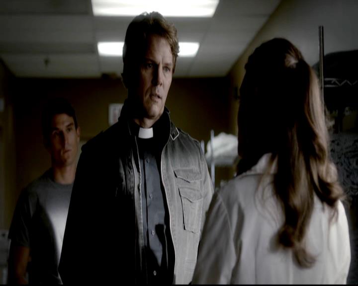 VampireDiariesWorld-dot-org_4x01GrowingPains0297.jpg