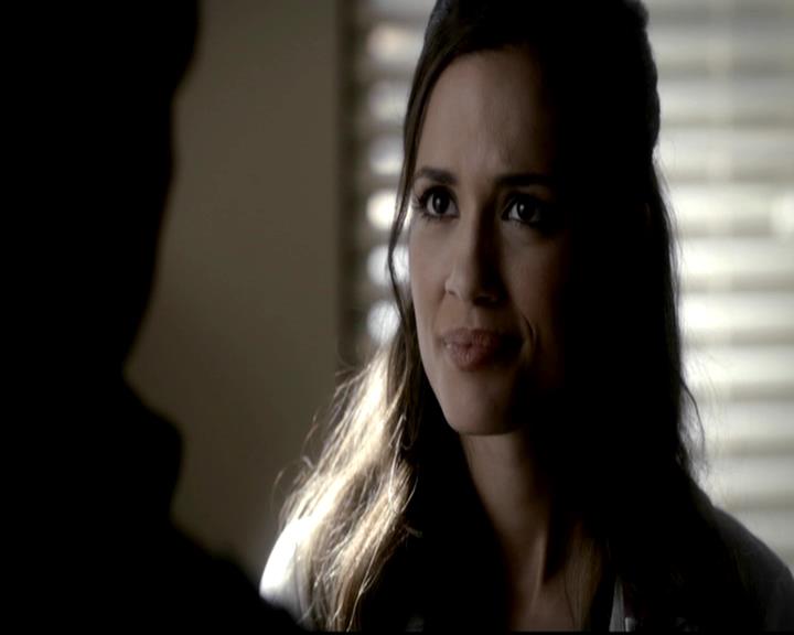 VampireDiariesWorld-dot-org_4x01GrowingPains0301.jpg