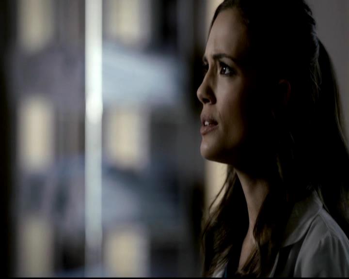 VampireDiariesWorld-dot-org_4x01GrowingPains0304.jpg