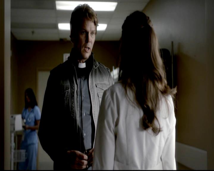 VampireDiariesWorld-dot-org_4x01GrowingPains0307.jpg