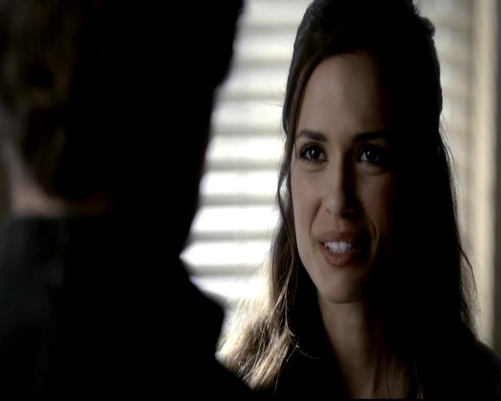 VampireDiariesWorld-dot-org_4x01GrowingPains0316.jpg