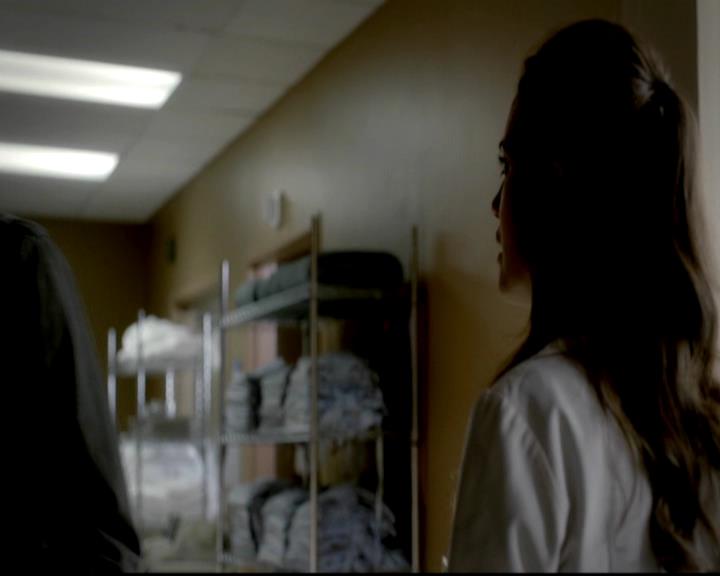 VampireDiariesWorld-dot-org_4x01GrowingPains0322.jpg