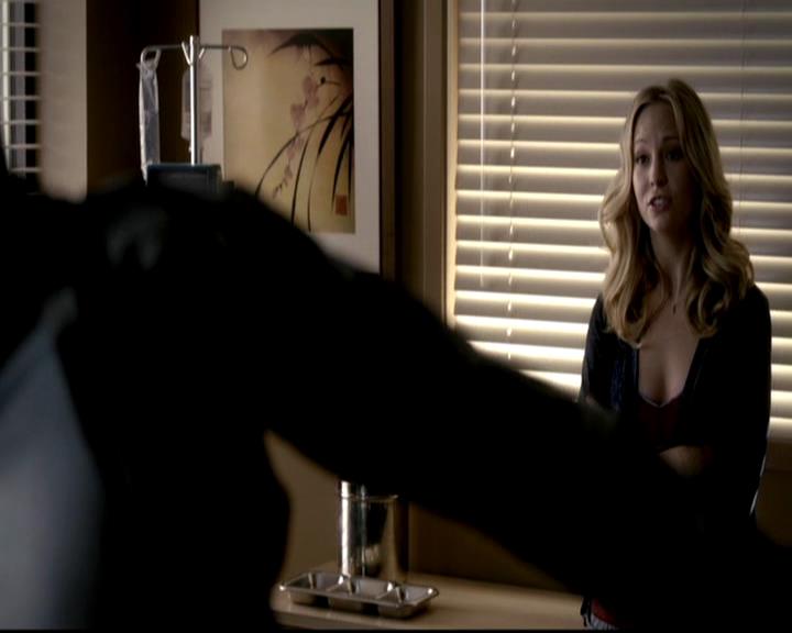 VampireDiariesWorld-dot-org_4x01GrowingPains0327.jpg
