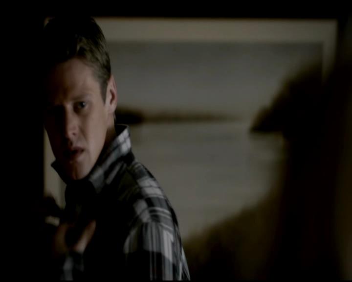 VampireDiariesWorld-dot-org_4x01GrowingPains0328.jpg