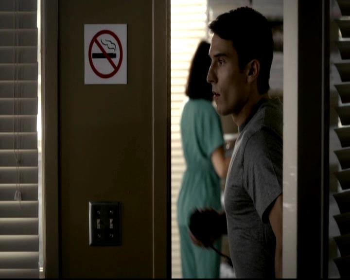 VampireDiariesWorld-dot-org_4x01GrowingPains0361.jpg VampireDiariesWorld-dot-org_4x01GrowingPains0361.jpg