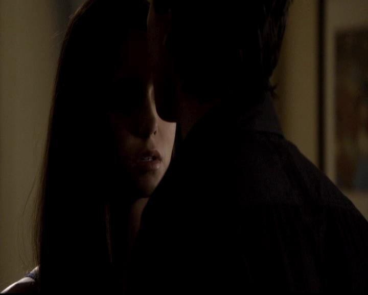 VampireDiariesWorld-dot-org_4x01GrowingPains0614.jpg