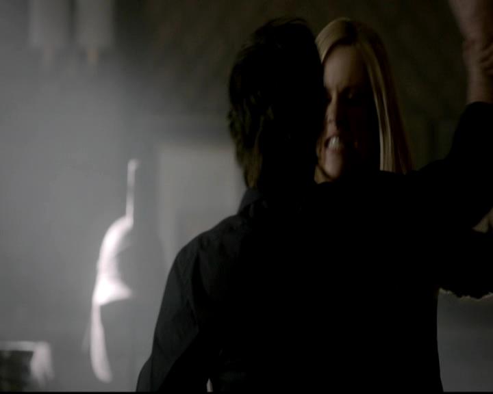 VampireDiariesWorld-dot-org_4x01GrowingPains0682.jpg