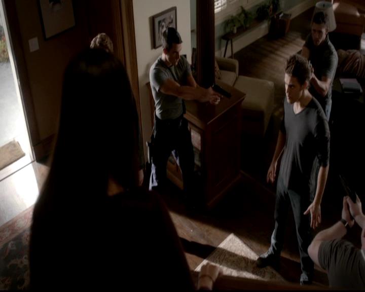 VampireDiariesWorld-dot-org_4x01GrowingPains0712.jpg