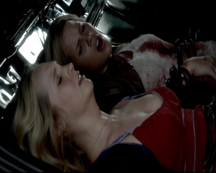 VampireDiariesWorld-dot-org_4x01GrowingPains0782.jpg