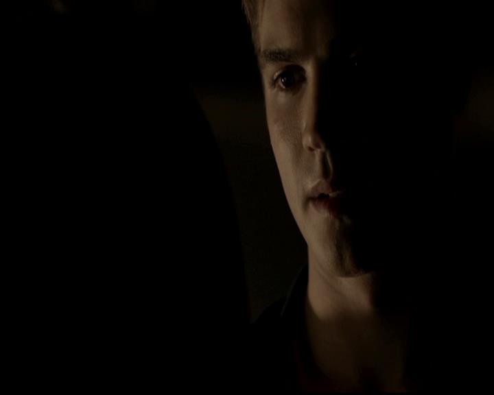 VampireDiariesWorld-dot-org_4x01GrowingPains1120.jpg VampireDiariesWorld-dot-org_4x01GrowingPains1120.jpg