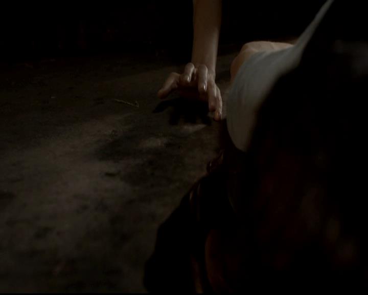 VampireDiariesWorld-dot-org_4x01GrowingPains1820.jpg VampireDiariesWorld-dot-org_4x01GrowingPains1820.jpg