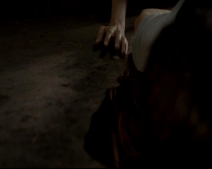 VampireDiariesWorld-dot-org_4x01GrowingPains1828.jpg VampireDiariesWorld-dot-org_4x01GrowingPains1828.jpg