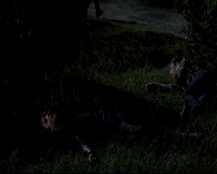 VampireDiariesWorld-dot-org_4x01GrowingPains1857.jpg VampireDiariesWorld-dot-org_4x01GrowingPains1857.jpg