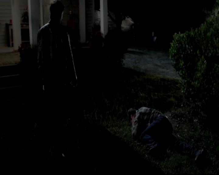 VampireDiariesWorld-dot-org_4x01GrowingPains1876.jpg VampireDiariesWorld-dot-org_4x01GrowingPains1876.jpg