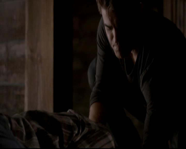 VampireDiariesWorld-dot-org_4x01GrowingPains1909.jpg