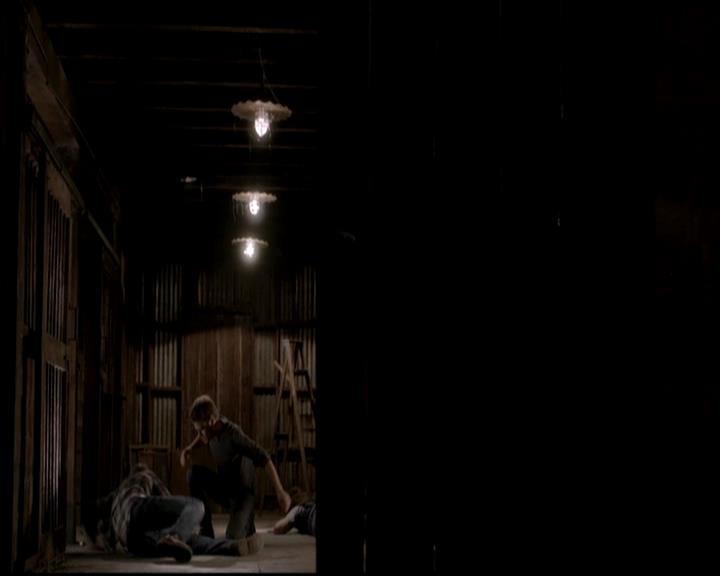 VampireDiariesWorld-dot-org_4x01GrowingPains1912.jpg