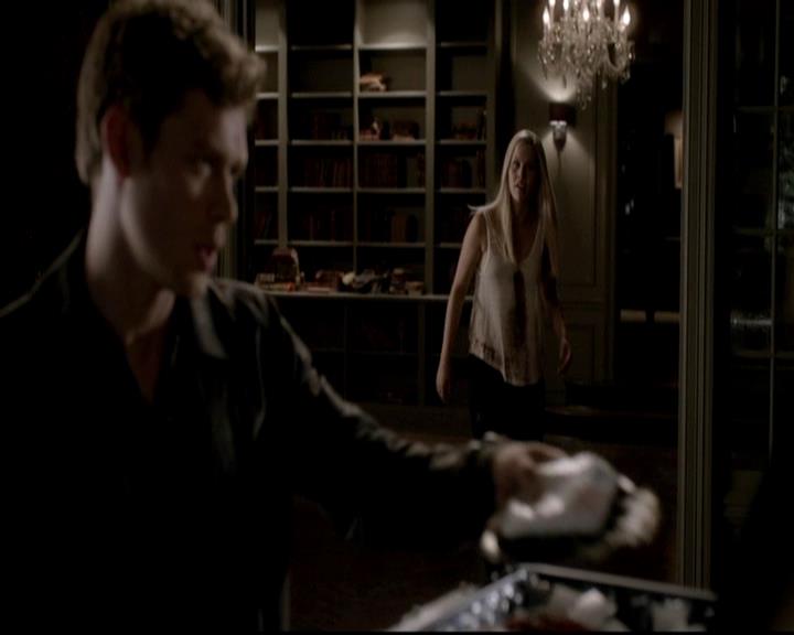 VampireDiariesWorld-dot-org_4x01GrowingPains2051.jpg
