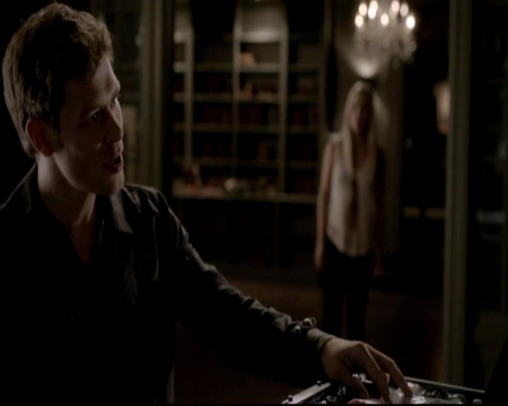 VampireDiariesWorld-dot-org_4x01GrowingPains2053.jpg