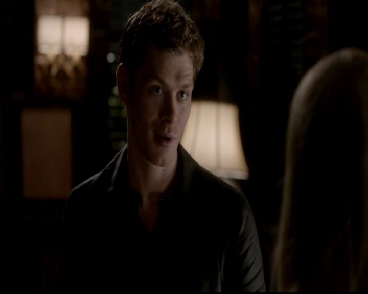 VampireDiariesWorld-dot-org_4x01GrowingPains2060.jpg