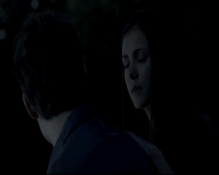 VampireDiariesWorld-dot-org_4x01GrowingPains2155.jpg