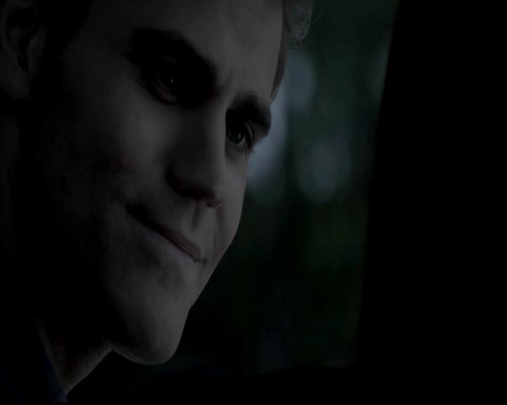 VampireDiariesWorld-dot-org_4x01GrowingPains2204.jpg