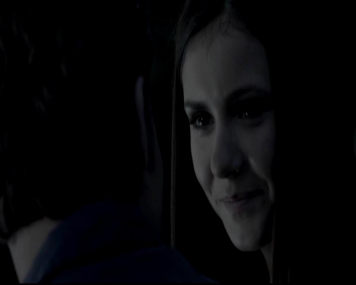 VampireDiariesWorld-dot-org_4x01GrowingPains2205.jpg